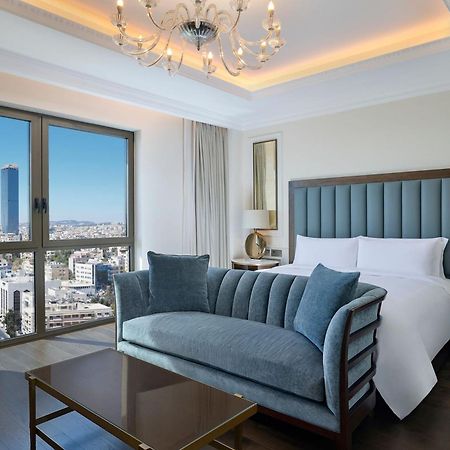 Hotel The Ritz-Carlton, Amman Exterior foto A bedroom at the Four Seasons Hotel