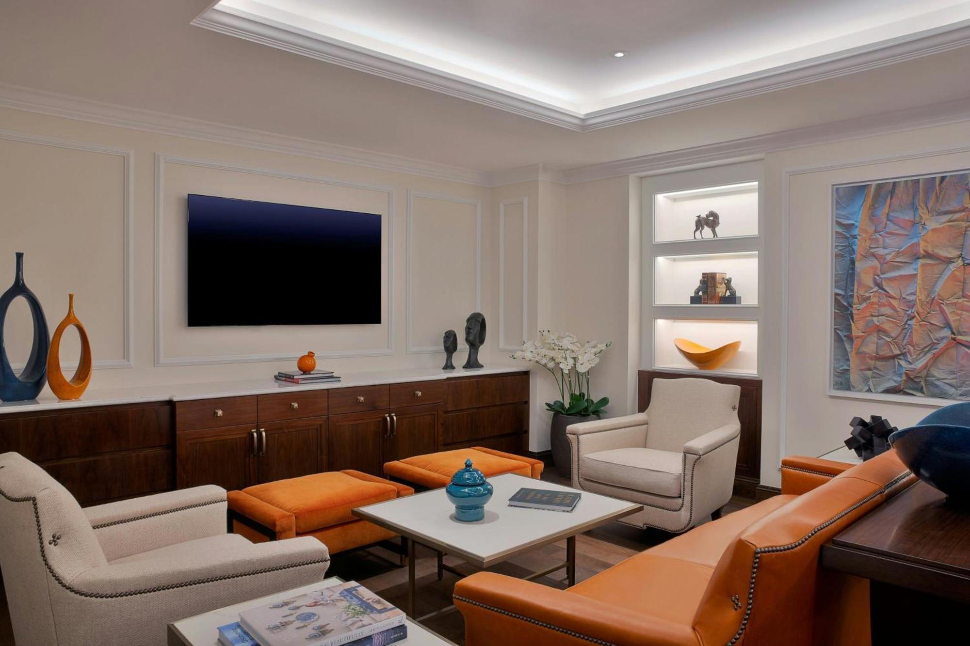 Hotel The Ritz-Carlton, Amman Exterior foto A living room with indirect lighting