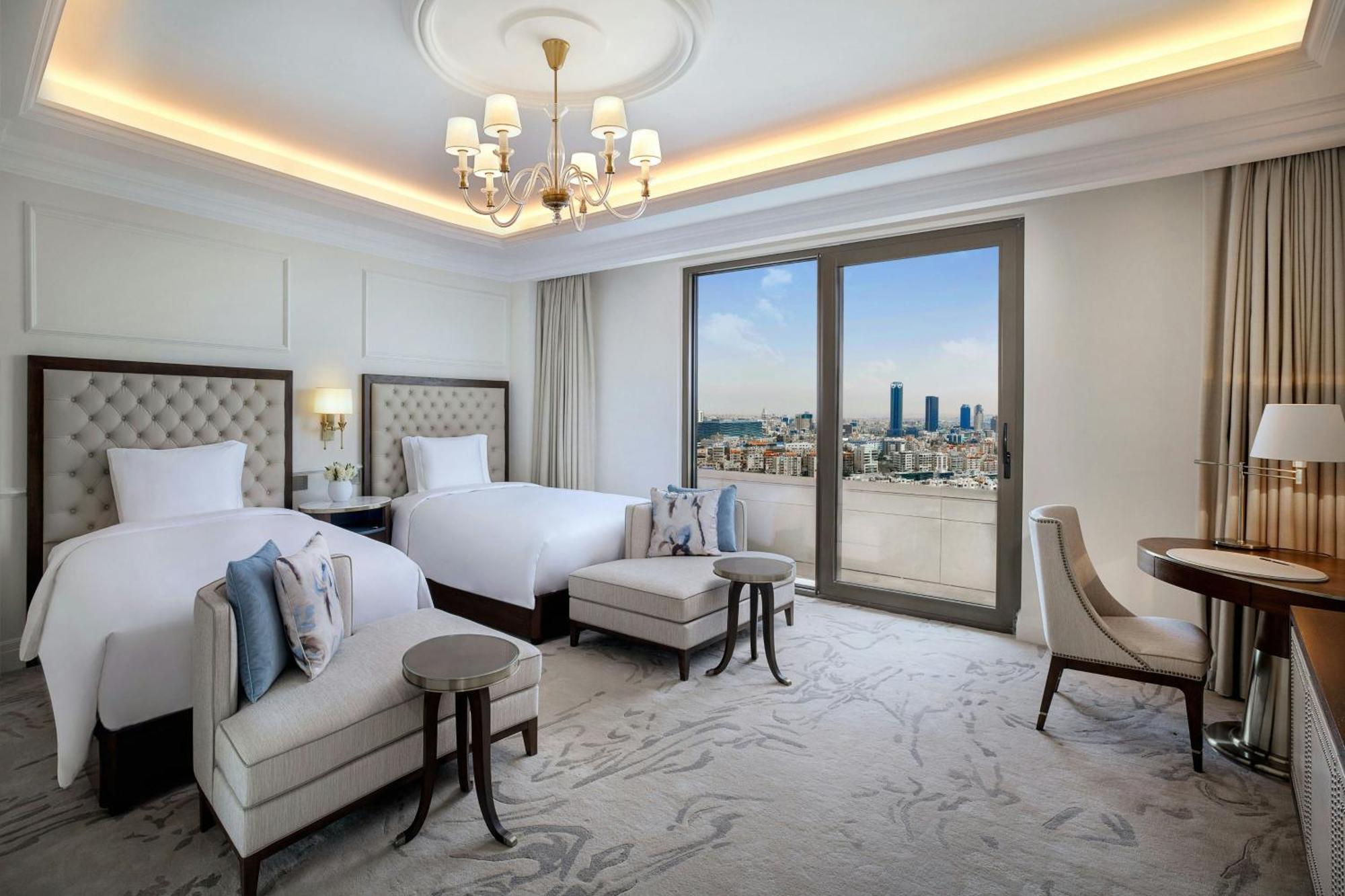 Hotel The Ritz-Carlton, Amman Exterior foto Deluxe Suite